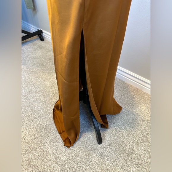 FAME and PARTNERS Francois Bronze Gown - Picture 11 of 13